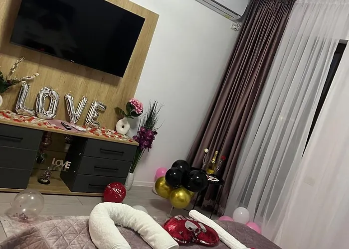 Sector 5 Sara Апартаменти *