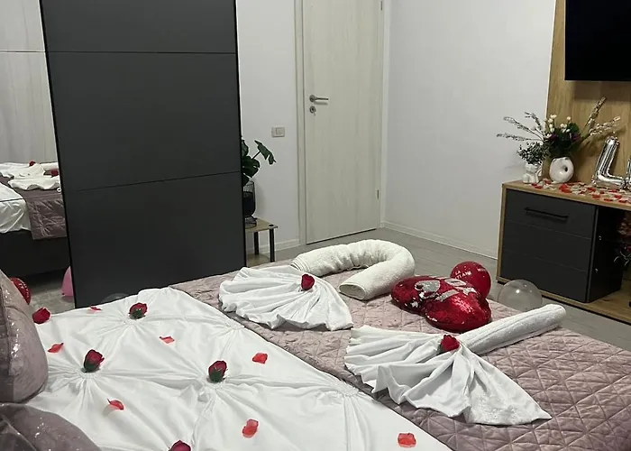 Апартаменти Sector 5 Sara *